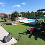 Maison A Avec Jardin Et Acces Foret - Fr-1-50-166 *