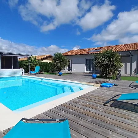 Dom wakacyjny Maison A Avec Jardin Et Acces Foret - Fr-1-50-166 *